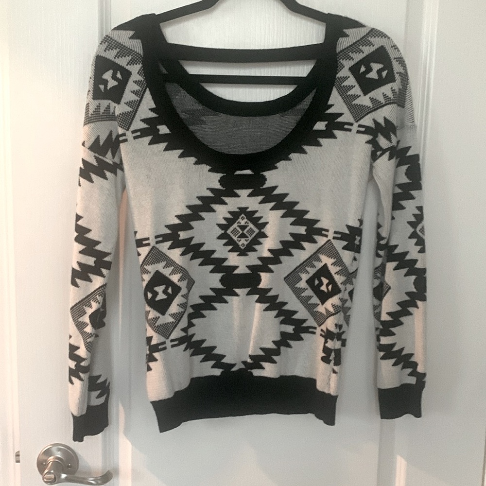 Sweater - Picture 2 of 2